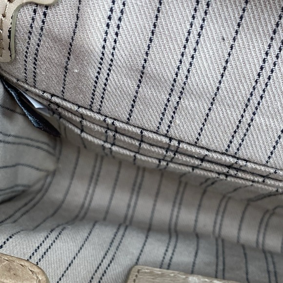 Frye Melissa Wallet Crossbody Bag Distressed Tan Leather Shoulder Purse - Picture 12 of 16